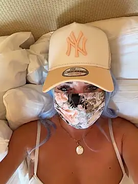 xxbabyxgiiirlxx online show from June 6, 7:57 am