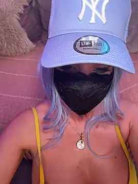 xxbabyxgiiirlxx online show from July 5, 8:26 pm