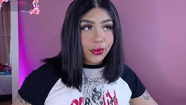 foxxy-lov3 online show from April 7, 2:41 pm