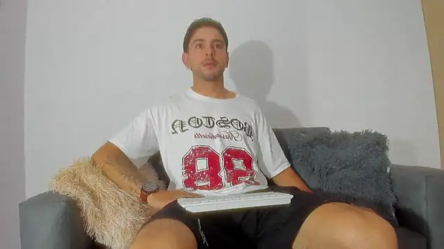 Ethan mullers online show from February 8, 7:05 pm