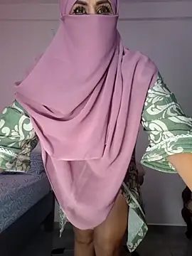 Snapshot of amiraferraz chatting on November 2, 4:12 pm amiraferraz online show from November 2, 4:12 pm