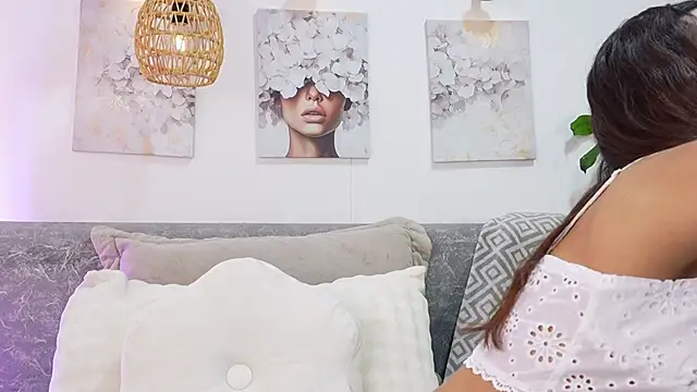 katie cruz online show from July 3, 11:17 am