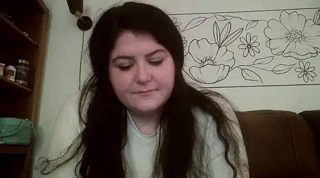 creativescholar1992 online show from March 14, 5:16 am