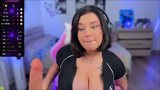 rich peaches online show from March 21, 8:08 pm