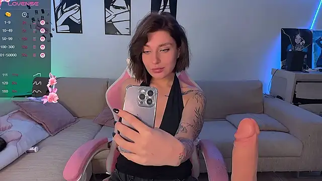 Snapshot of rich_peaches chatting on March 22, 11:23 am rich peaches online show from March 22, 11:23 am