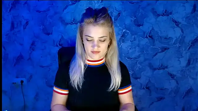 nika gold1 online show from September 30, 2:34 pm