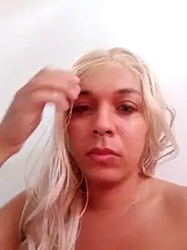 Snapshot of transgirl26 chatting on June 6, 3:28 pm transgirl26 online show from June 6, 3:28 pm