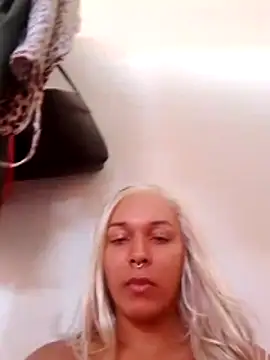 transgirl26 online show from April 10, 4:36 pm