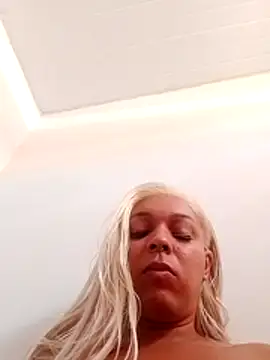 Snapshot of transgirl26 chatting on July 7, 1:47 pm transgirl26 online show from July 7, 1:47 pm