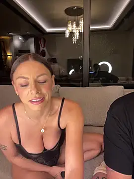 Snapshot of SexOnMyLvL chatting on November 3, 9:07 pm SexOnMyLvL online show from November 3, 9:07 pm