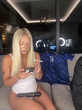 SexOnMyLvL online show from July 4, 8:35 pm