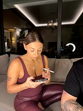 Snapshot of SexOnMyLvL chatting on November 15, 9:52 pm SexOnMyLvL online show from November 15, 9:52 pm