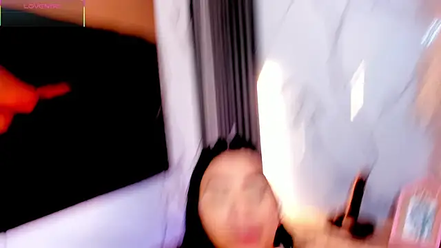 sofhiaa adaams online show from January 7, 10:15 pm