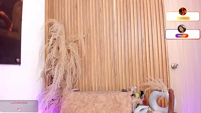 sofhiaa adaams online show from February 27, 10:42 pm