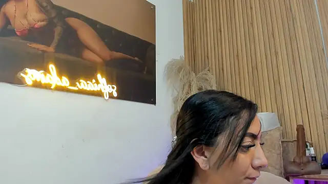 sofhiaa adaams online show from April 10, 10:39 pm