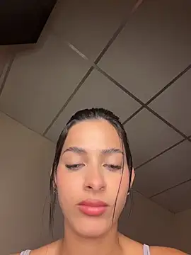 violetta-brown1 online show from February 26, 3:06 am