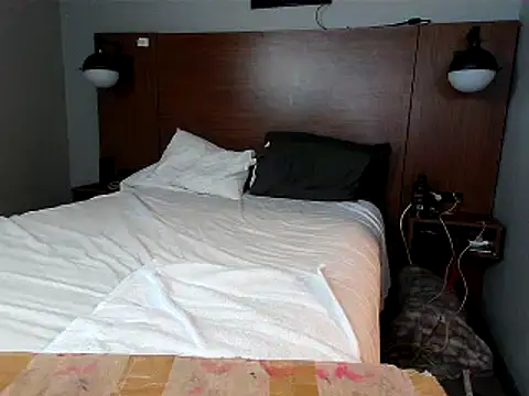 kittykat 1999xh online show from December 7, 12:29 pm