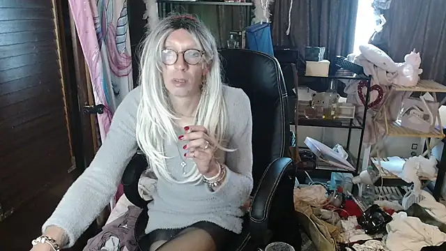 Ombeline1 online show from September 16, 5:03 pm