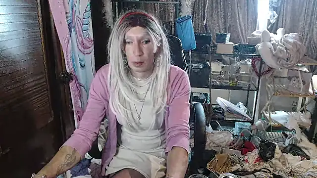 Ombeline1 online show from September 23, 11:06 am