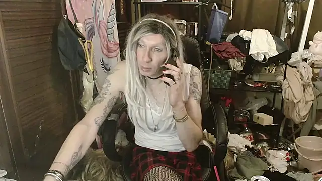 Ombeline1 online show from January 16, 7:29 pm