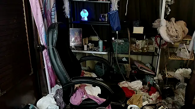 Ombeline1 online show from September 24, 1:02 am