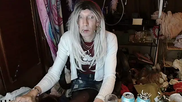 Ombeline1 online show from October 22, 4:34 am