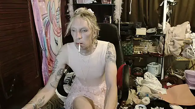 Ombeline1 online show from November 4, 2:48 am