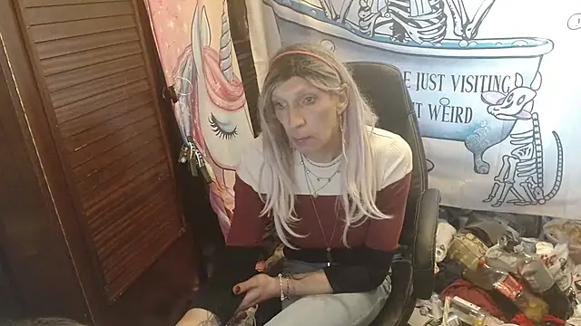 Ombeline1 online show from April 5, 11:06 am