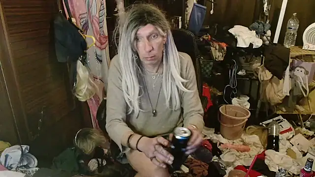 Ombeline1 online show from January 6, 6:01 pm