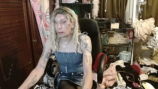 Ombeline1 online show from November 1, 2:40 am