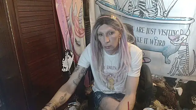 Ombeline1 online show from February 27, 1:00 pm