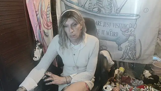 Ombeline1 online show from March 3, 4:14 pm