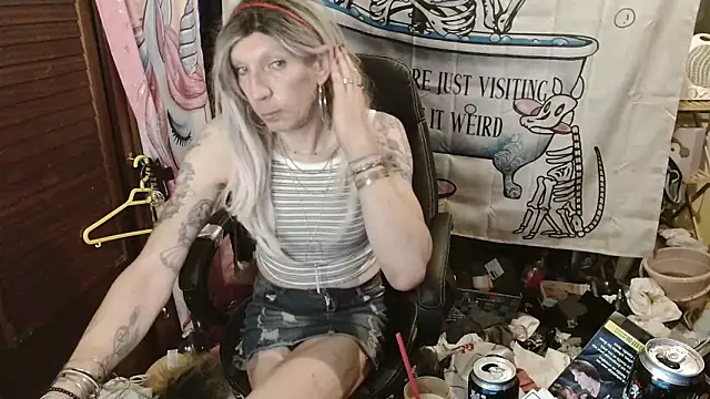 Ombeline1 online show from February 16, 6:12 am