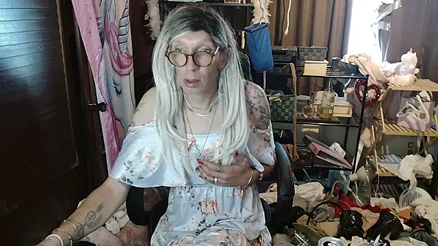 Ombeline1 online show from September 12, 5:24 pm