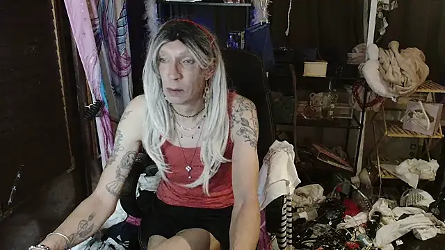 Ombeline1 online show from October 5, 12:12 am