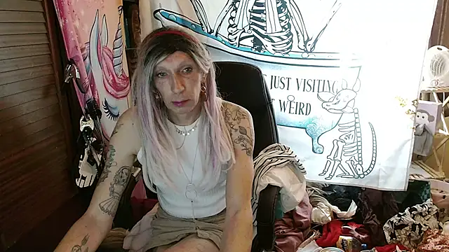 Ombeline1 online show from March 10, 1:48 pm