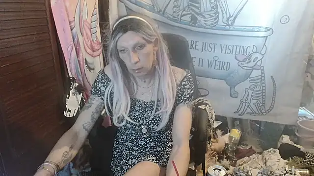 Ombeline1 online show from March 4, 9:17 am