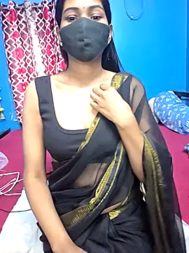 Snapshot of Triha_18 chatting on February 18, 11:28 am Triha 18 online show from February 18, 11:28 am