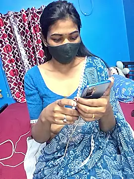 Snapshot of Triha_18 chatting on February 4, 2:45 pm Triha 18 online show from February 4, 2:45 pm