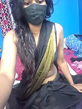 Snapshot of Triha_18 chatting on February 24, 3:24 pm Triha 18 online show from February 24, 3:24 pm