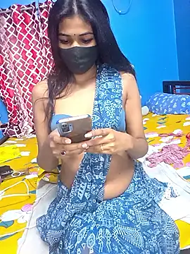 Snapshot of Triha_18 chatting on December 23, 10:36 am Triha 18 online show from December 23, 10:36 am