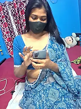 Snapshot of Triha_18 chatting on February 5, 2:02 pm Triha 18 online show from February 5, 2:02 pm