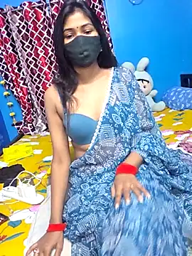 Snapshot of Triha_18 chatting on December 22, 11:54 am Triha 18 online show from December 22, 11:54 am