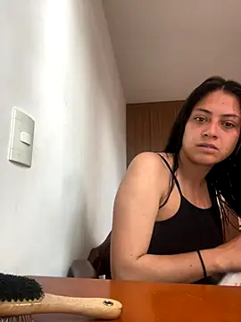 Snapshot of Juana19 chatting on November 12, 2:32 pm Juana19 online show from November 12, 2:32 pm