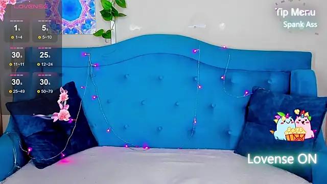 MilliStrii online show from November 15, 1:31 am