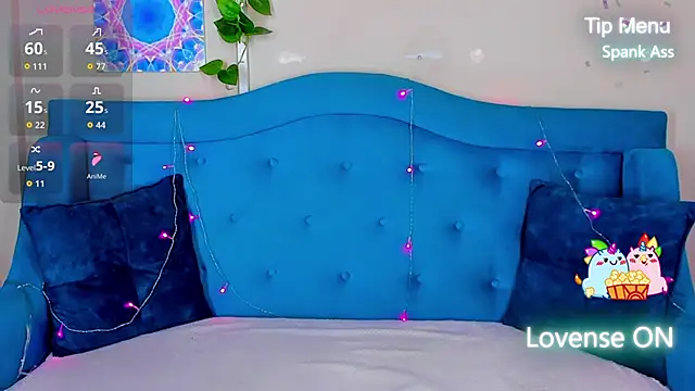 MilliStrii online show from December 1, 1:28 am