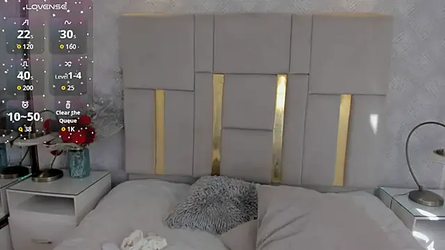 Camilaa Sanchez  online show from February 17, 2:47 pm