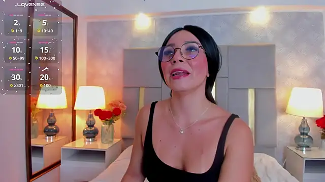 Camilaa Sanchez  online show from February 28, 11:36 am