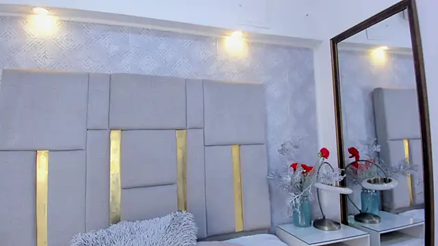 Camilaa Sanchez  online show from November 2, 5:40 pm