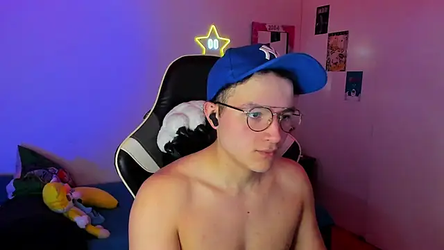 AustinSummerr online show from January 21, 1:32 pm